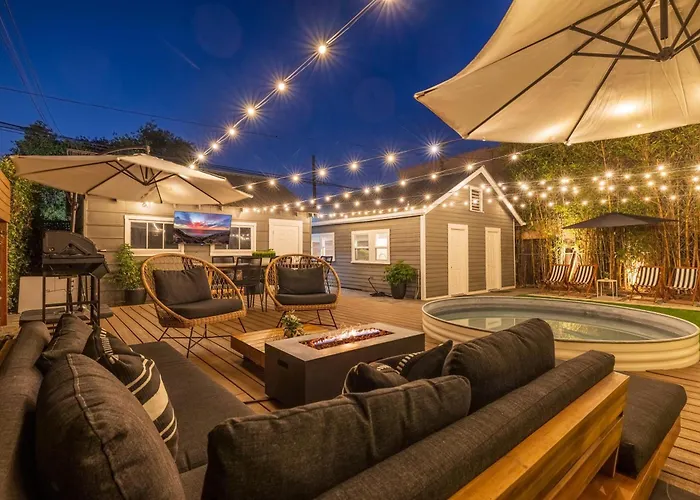 Casa Clandestino - Heated Pool Near Dining & Shops